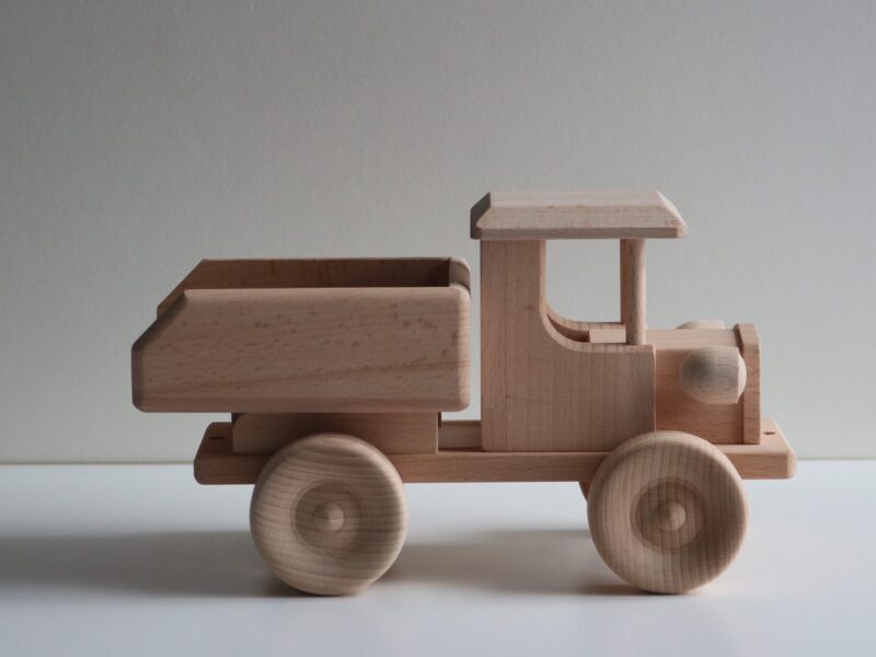 Medium Truck Vehicle (2518)