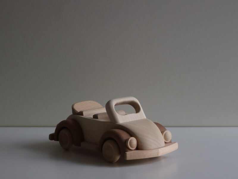Beetle Convertible Car (2495)