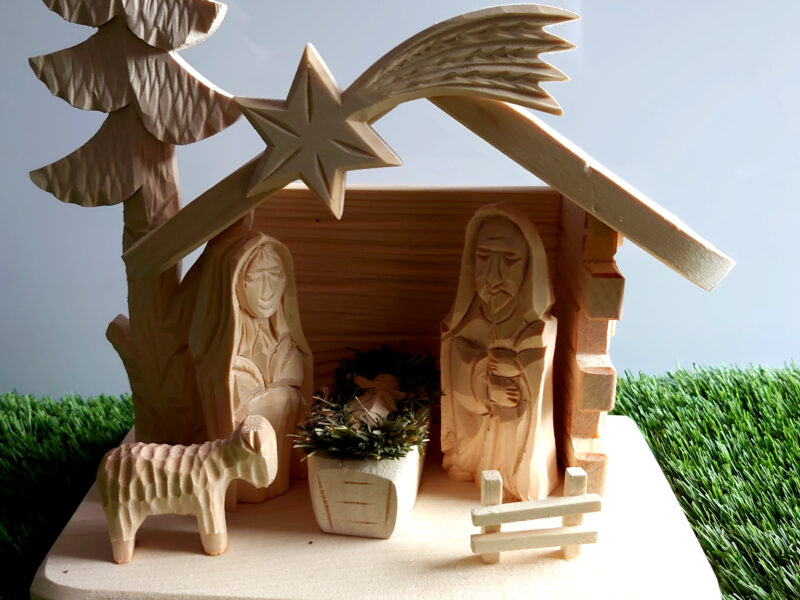 MEDIUM Hand-Carved Wooden Christmas Nativity Scene Ornament (2884)